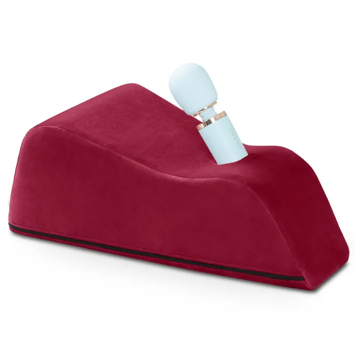 Liberator Vibrators Liberator Wanda Magic Wand HandsFree Sex Toy Mount Red