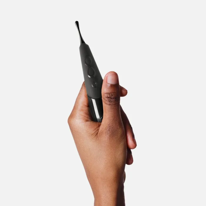 Zumio Female Sex Toys Zumio E Rechargeable Pinpoint Clitoral Stimulator Black Zumio Female Sex Toys Zumio E Rechargeable Pinpoint Clitoral Stimulator Black
